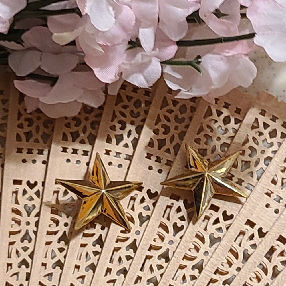 Star gold earring for sale today